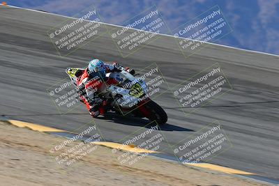 media/Mar-21-2025-CVMA Friday Practice (Fri) [[30cd4fe323]]/3-Racer 2/Session 2 (Bowl)/